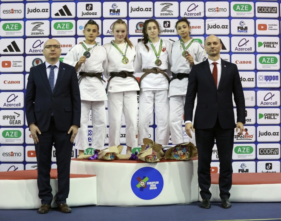 Поздравляем Захарову Софью с золотой медалью Кубка Европы  по дзюдо в Азербайджане.